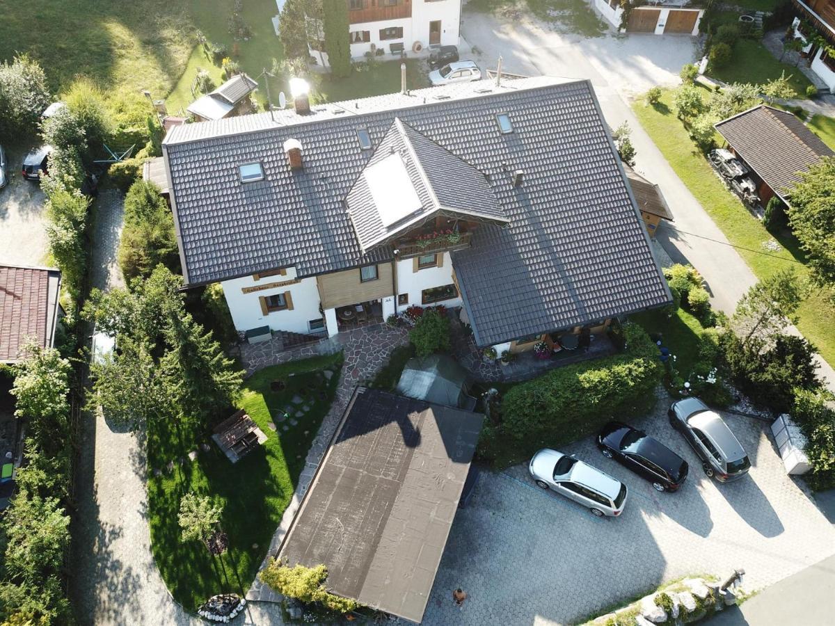 Gaestehaus Bergkristall Wallgau Kültér fotó
